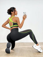 Canotta corta e costine a blocchi di colore con leggings in Mesh Splice.