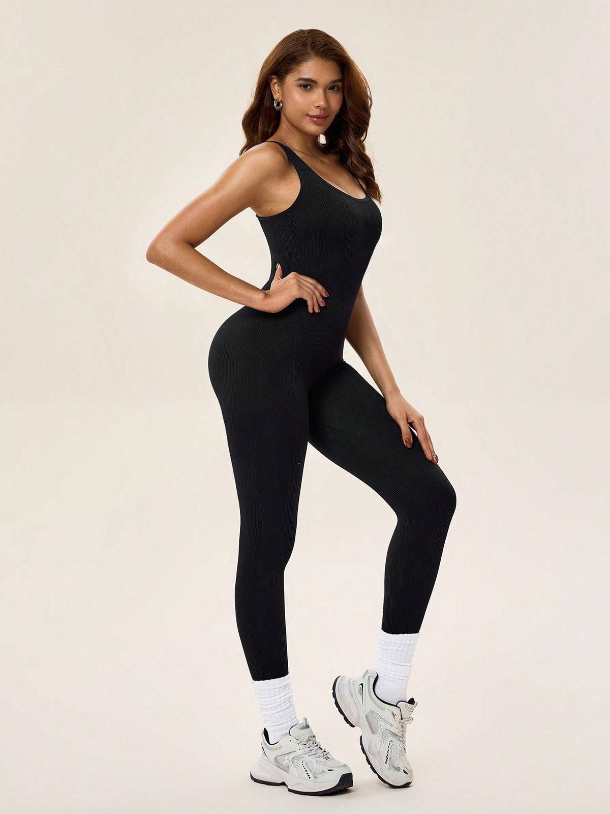 Tuta aderente sportiva senza cuciture, elastica e aderente da donna