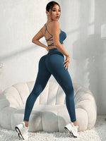 Set di abbigliamento sportivo estivo da donna, composto da top canotta con incrocio sulla schiena e leggings skinny a 7/8