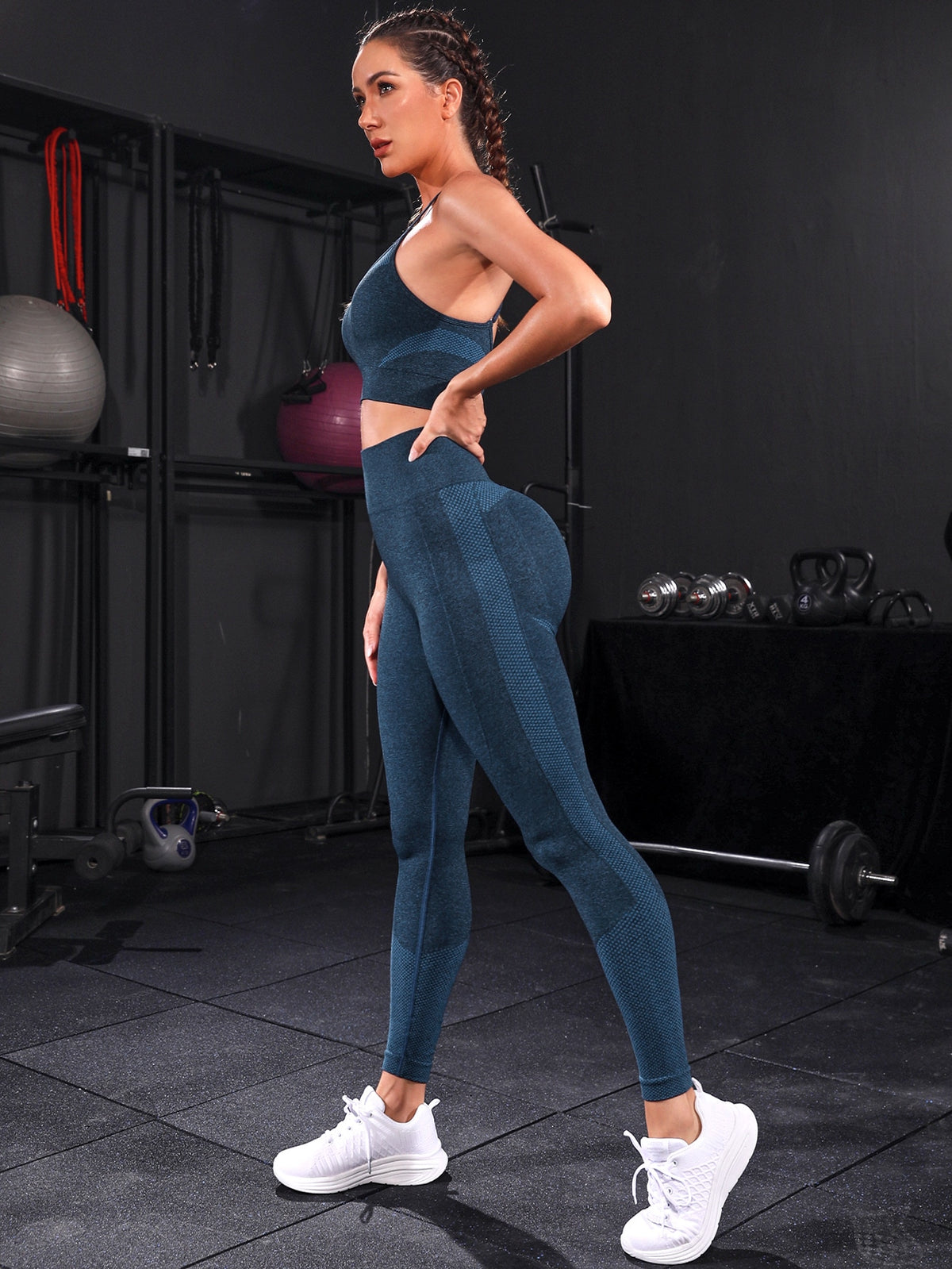 Set sportivo indietro incrociato scrunch butt