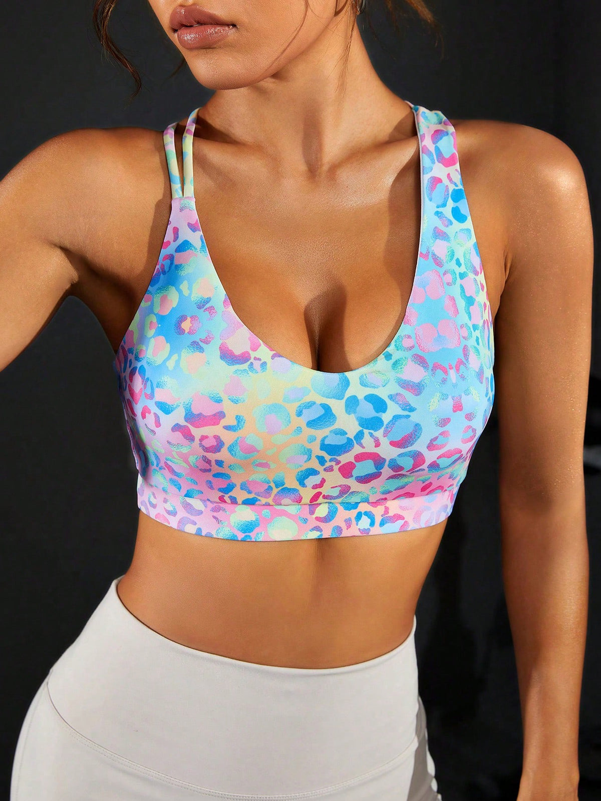 Reggiseno Sportivo Leopardato Con Schiena Incrociata Scoperta, Top Da Allenamento