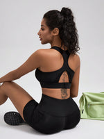 Reggiseno sportivo da donna senza schienale a tinta unita con cinghie regolabili, indossabile quotidianamente