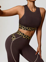 Completo sportivo casual da donna in colore tinta unita con design semplice a patchwork, con top e pantaloni