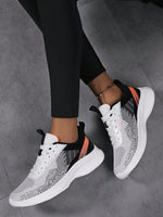 Scarpe da passeggio da donna bianche, scarpe da ginnastica da corsa bianche con lacci sul davanti per donna